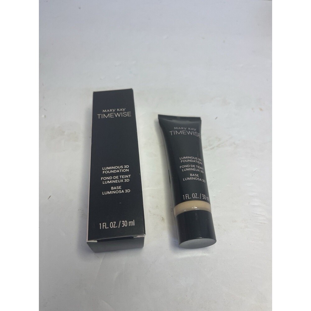 MARY KAY TIMEWISE Luminous 3D FOUNDATION Beige C 110 # 100020 Full Size NIB